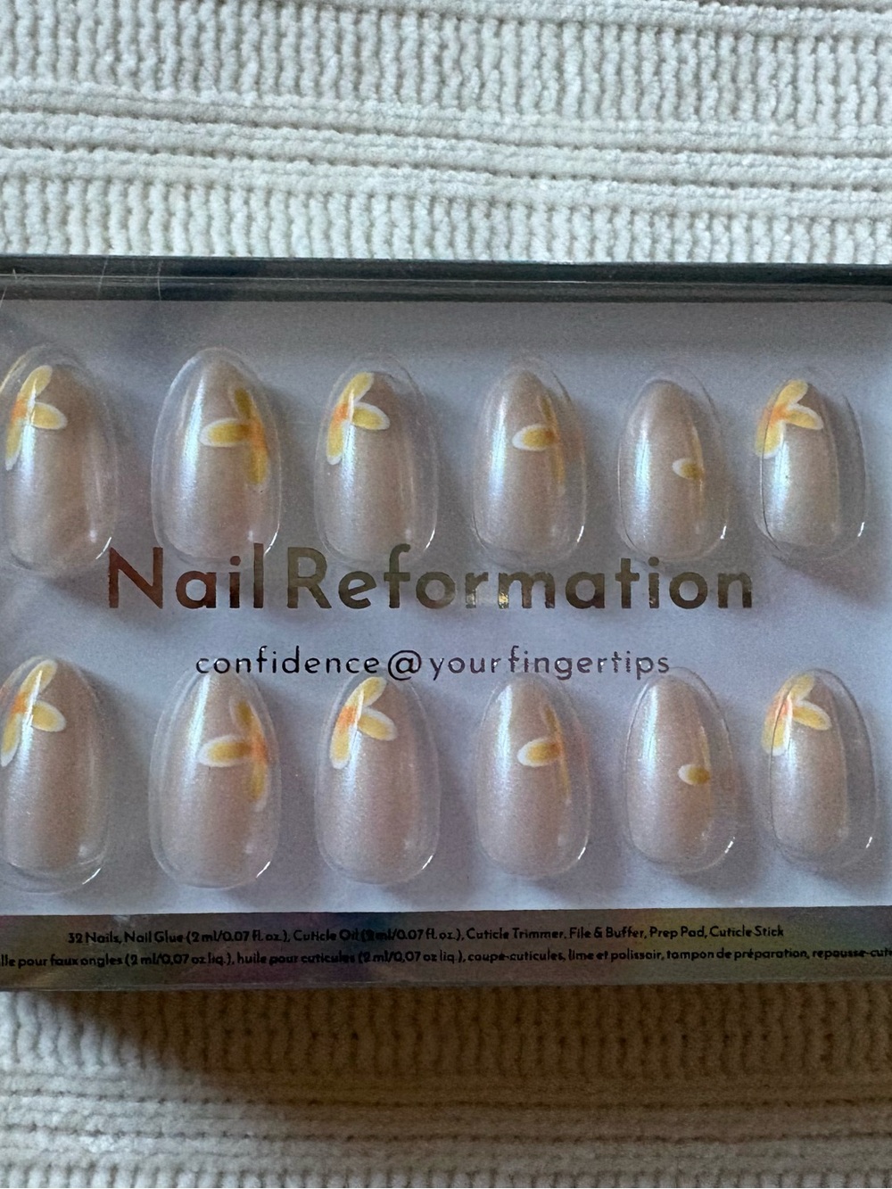 Nail Reformation Neutral Press-On Nail Set with Yellow Floral Detail